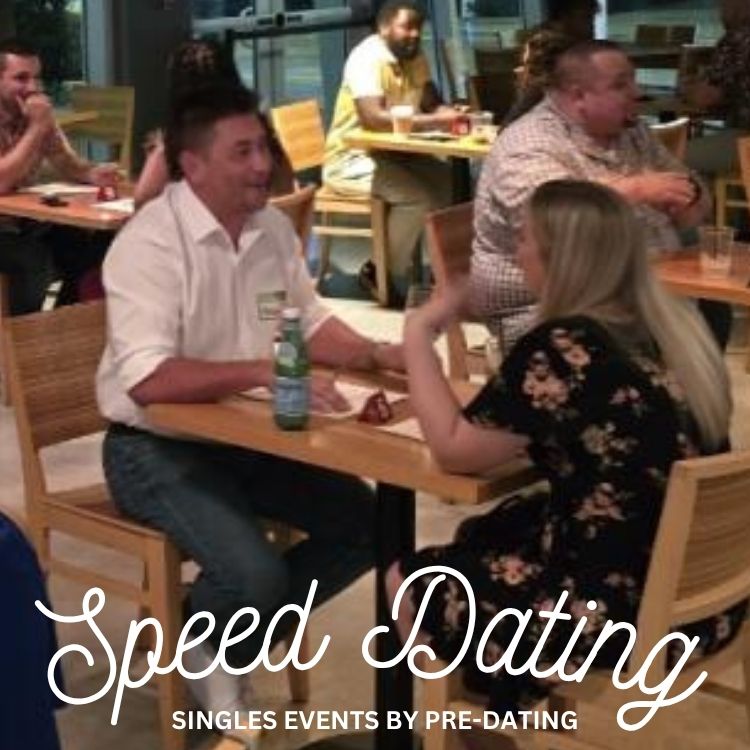 Seattle attendees of Speed Dating in Washington enjoying the event!